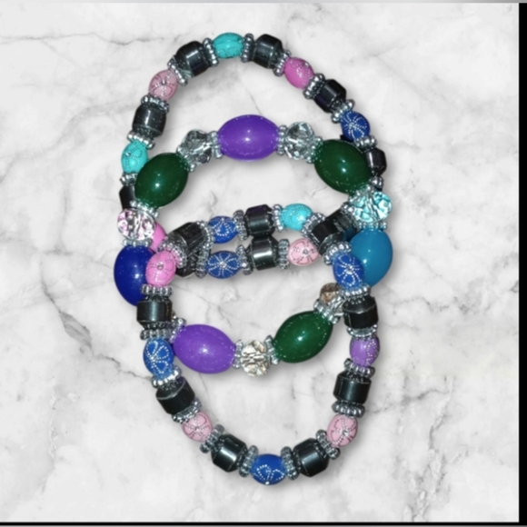 Magnetic Colorful Glass Beaded Bracelet Set - Picture 1 of 4